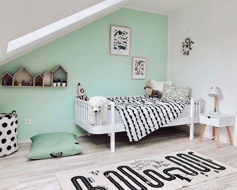 childrens room with mint green Green Kids Rooms, Green Girls Rooms, Green Boys Room, Mint Green Bedroom, Mint Green Rooms, Mint Bedroom, Mint Rooms, Green Bedroom Decor, Children's Bedroom Ideas