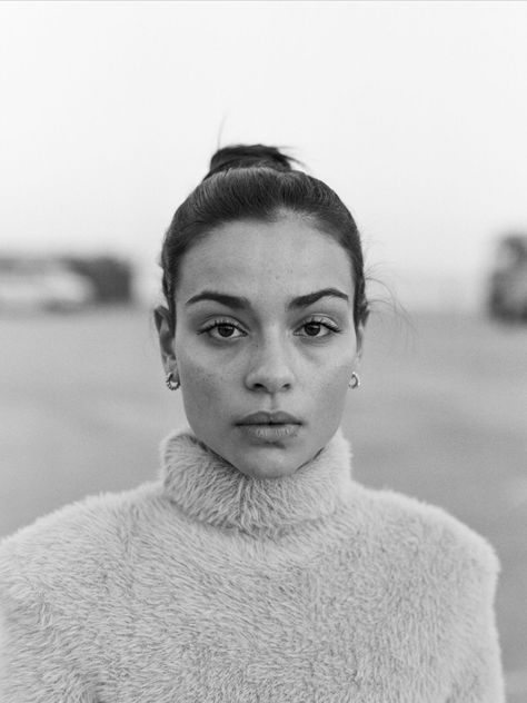 A Portrait of Inês Pires Tavares, shot on the pentax 67ii + 105mm and ilford hp5 Modern Headshots, Medium Format Photography, Pentax 67, Ilford Hp5, Woman Portrait, Commercial Photographer, Lisbon Portugal, Black N White, Interesting Faces