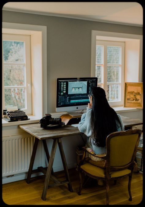 Her 86m2, Thuy Dao, Blackmagic Design, Study Room, Life Is Beautiful, Wonders Of The World, Corner Desk, Standing Desk, Lightroom