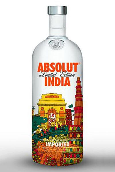 Absolut just release a new city/country bottle: Absolut India. Available now in India/Asia It is Mango and Pepper flavored vodka, and it’s designed by the artist Shaheen Baig. It’s a pa… Refreshing Vodka Drinks, Raspberry Martini Recipe, Flavored Vodka Drinks, Vodka Gummy Bears, Spritzer Recipes, Vodka Recipes, Chocolate Liqueur, Chocolate Covered Cherries, India Asia