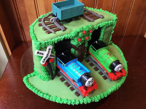 Thomas The Tank Engine Cake Buttercream, Engine Cake Ideas, Choo Choo Birthday Party, Thomas Birthday Cakes, Thomas The Tank Engine Cake, Thomas Party, Thomas Train Cake, Thomas Cakes, Thomas The Train Party