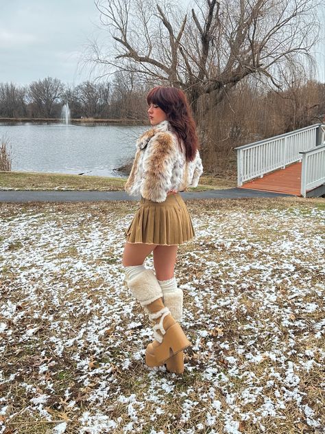 Boots With Mini Skirt, Fluffy Boots Outfits, Camel Boots Outfit, Fluffy Boots, Demonia Boots, Camel Boots, Boots Outfits, Knee Socks, Y2k Aesthetic