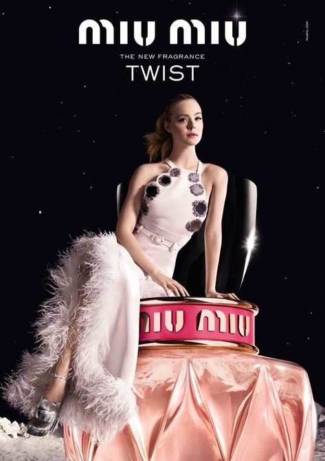 Elle Fanning stars in Miu Miu Twist fragrance campaign Perfume Adverts, Karlie Kloss Style, Alas Marcus Piggott, Mert And Marcus, Fragrance Campaign, Miu Miu Dress, Fragrance Ad, Perfume Ad, Beauty Pop