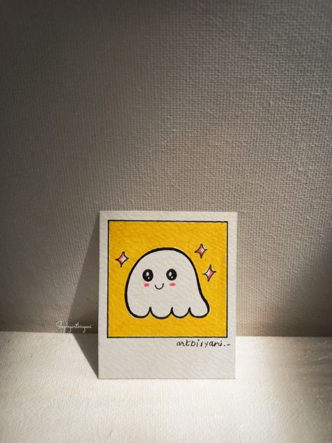 Spooky DIY Mobile Polaroids Cute Ideas For Painting Easy, Cute Easy Paintings On Paper, Doodle Art Cards Ideas, Cute Ideas For Room Decor, Post Card Painting Ideas, Painting Ideas In Paper, Small Card Painting, Cute Painting Simple, Cute Drawings Watercolor