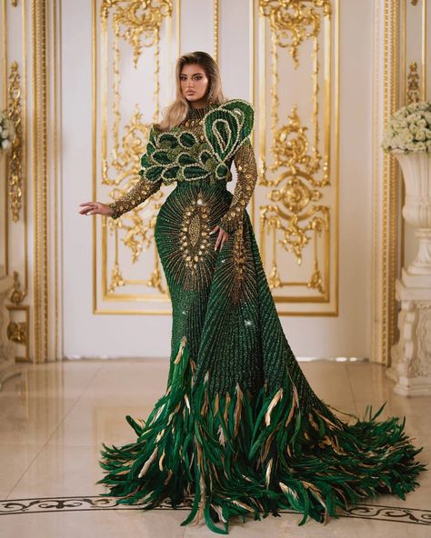 Taxes + Shipping included! Green Dress Gold Accessories, Gold And Green Dress, Nature Inspired Dress, Prom Dresses Emerald Green, Lady Persephone, Ugly Fashion, Elegant Style Women, Peacock Dress, Emerald Green Dresses