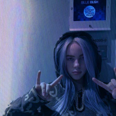 Billie Aesthetic, Billie Eilish Aesthetic, Billie Eyelash, Aesthetic Grunge Outfit, Billie Eillish, Dove Cameron, Grunge Aesthetic, Blue Aesthetic, Blue Hair