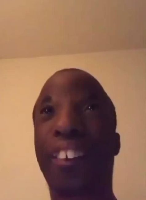 Tyler J, Smile Meme, Very Funny Photos, Funny Face Photo, Get Scared, Black Jokes, Funny Black People, Vines Funny Videos, Funny Video Clips