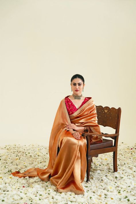 Rust Lahma Saree South Indian Bride Saree, Brocade Blouse, South Indian Sarees, Saree Poses, Indian Dresses Traditional, Indian Photoshoot, Saree Photoshoot, Boutique Dress Designs, Indian Aesthetic