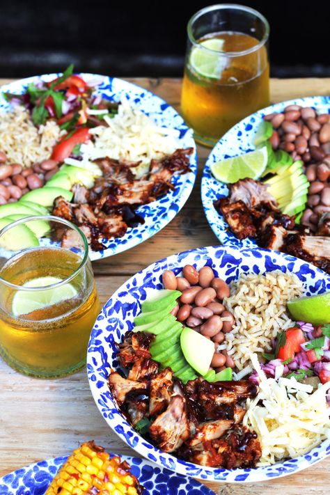 Pulled Pork Mexican, Mexican Buddha Bowl, Pork Mexican, Homemade Garlic Bread Recipe, Buddha Bowl Recipe, Bbq Recipes Ribs, Mexican Pork, Burrito Bowls Recipe, Buddha Bowls Recipe