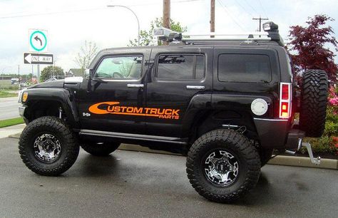 2006 H3 Hummer by Custom Truck Parts, via Flickr Hummer H3 Lifted, H3 Hummer, Ferrari 430, Hummer Truck, Custom Truck Parts, Grill Guard, Emergency Lights, Hummer Cars, Hummer H1