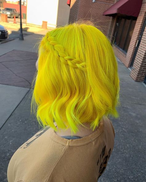 Yellow Hair Ideas, Neon Yellow Hair, Neon Hair Color, Peekaboo Hair Colors, Yellow Hair Color, Pulp Riot Hair Color, Peekaboo Hair, Pulp Riot Hair, Vibrant Hair