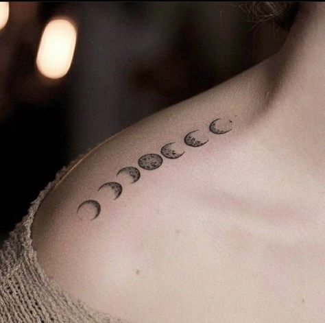 30 Gorgeous Shoulder Tattoos To Inspire Your Next Ink Venice Tattoo, Tato Minimal, Bts Tattoos, Moon Tattoo Designs, Phases Of The Moon, Discreet Tattoos, Elegant Tattoos, 문신 디자인, Little Tattoos