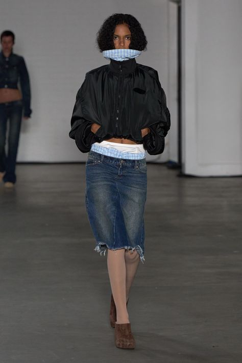 Denim Shirt Outfit, Diesel Fashion, Kei Visual, Natasha Zinko, Fashion Forecasting, Vogue Runway, Autumn Outfit, Fashion Aesthetic, Spring Dress