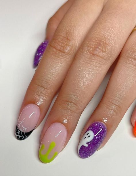 60 Best October Nails to Inspire You Check more at https://khetibari99.com/60-best-october-nails-to-inspire-you-30/ Nail Ideas Fall, Disney Halloween Nails, Nails September, Cowboy Nails, Nails Disney, Firework Nails, Halloween Nail Ideas, Simple Fall Nails, Black Acrylic Nails