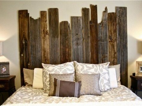 38 Creative DIY Vintage Headboard Ideas Barnwood Headboard, Wall Mounted Headboards, Vintage Headboards, Pallet Headboard, Headboard Ideas, Rustic Headboard, Barn Wood Projects, Old Barn Wood, Diy Headboards