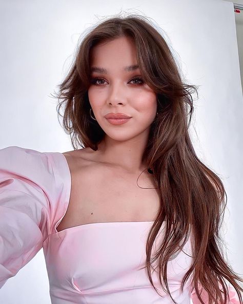 Cindy Bishop, Hailee Steinfeld Instagram, Hailee Steinfeld Outfits, Haliee Steinfeld, Pjo Dr, H.e.r Aesthetic, Ariel Winter, Hollywood Actress, Hailee Steinfeld