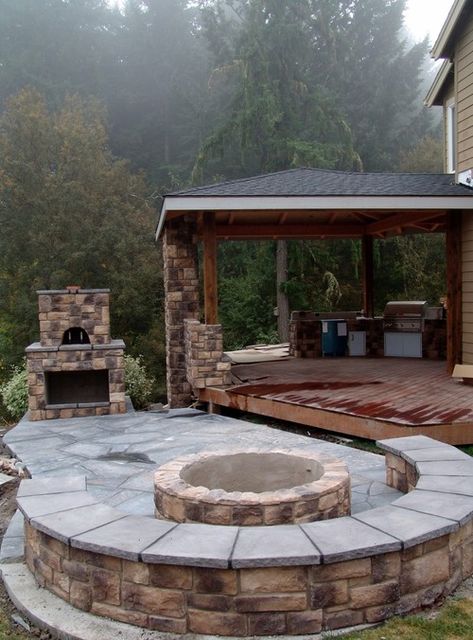 Fire Pit And Hot Tub, Patio With Fire Pit, Cinder Block Fire Pit, Fire Pit Pizza, Outdoor Kitchen Bars, Outdoor Kitchen Appliances, Outdoor Appliances, Fire Pit Seating, Patio Fire Pit