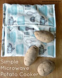 Microwave Potato Bag, Microwave Potato, Débardeurs Au Crochet, Holiday Hand Towels, Potatoes In Microwave, Potato Bag, Fabric Bowls, Pouch Pattern, Sewing Projects For Beginners