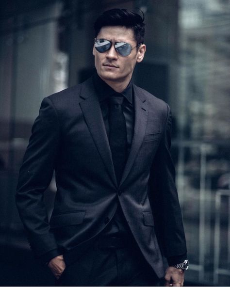 Hideo Muraoka Hideo Muraoka, Bruce Wayne, Japanese Artists, The Dream, Suit Jacket