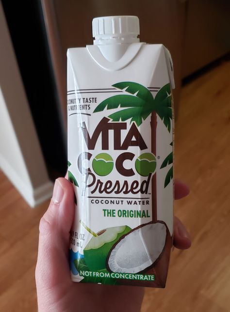 Vita Coconut Water Recipes, Vita Coconut Water, Coconut Water Recipes Drinks Healthy, Lime Water Benefits, Benefits Of Coconut Water, Coconut Water Drinks, Coconut Water Recipes, Sunburn Peeling, Water Before Bed