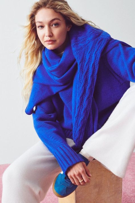 Guest In Residence Winter 23 Collection (Guest In Residence) Gigi Hadid 2023, Gigi Hadid Modeling, Guest In Residence, Gigi Style, Hadid Sisters, Winter 23, Winter 2023, Knitwear Design, Gigi Hadid