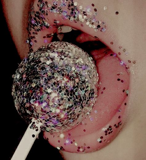 Shadow Aesthetic, Glitter Photography, Van Doren, Photography Aesthetic, Aesthetic Photography, Chocolate Cookie, Ice Cream, Glitter, Queen