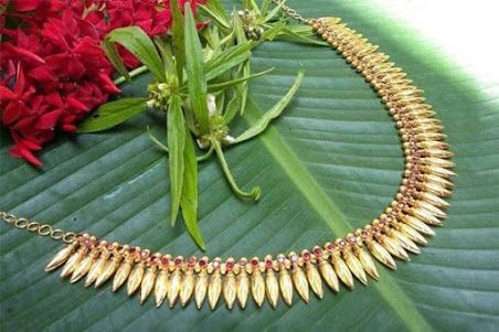 Jewellery Patterns, Jewellery Model, Kerala Jewellery, Buy Gold Jewelry, Gold Jewellry, Gold Pendant Jewelry, Gold Fashion Necklace, Bridal Gold Jewellery Designs, Gold Jewellery Design Necklaces