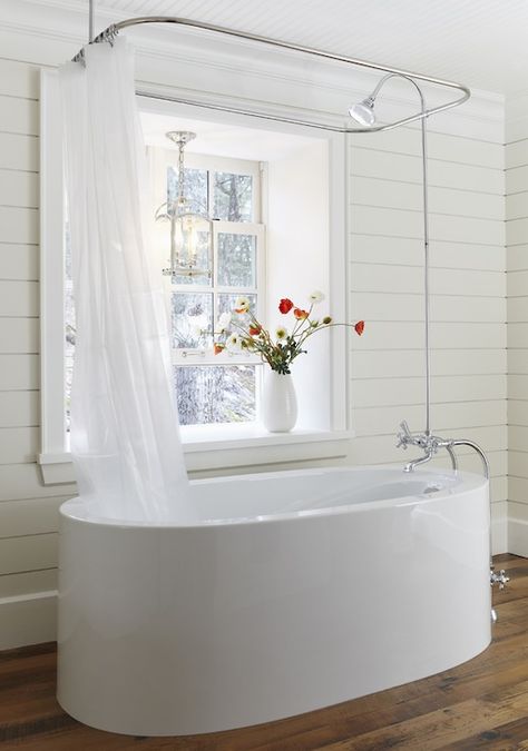 white with wood with chrome, very clean Bathroom Tub Shower Combo, Simple Bathroom Renovation, All White Bathroom, Clawfoot Tub Shower, Bathroom Tub Shower, White Tub, Bad Inspiration, Cottage Bathroom, Bathroom Tub