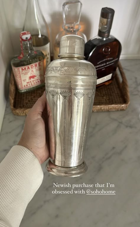 Vintage Cocktail Bar Aesthetic, Bar Cart Decor, Humble Abode, Dream House Decor, Mellow Yellow, House Inspo, House Inspiration, Ig Story, Bar Decor