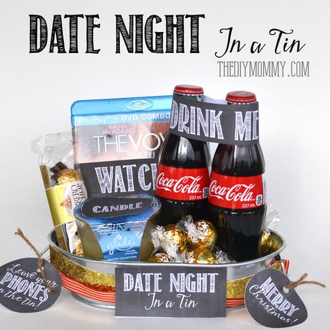 ... Couples Meeting, Date Night Basket, Easy Gift Baskets, Girlfriend Ideas, Husband Ideas, Tin Ideas, Gift Jars, Creative Date Night Ideas, Diy Mommy