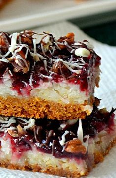 Raspberry Coconut Magic Bars Nails Raspberry, Coconut Magic Bars, Magic Cookie Bar, Magic Bars Recipe, Magic Cookie Bar Recipe, Coconut Recipe, Nails Thanksgiving, Smores Dessert, Magic Cookie Bars