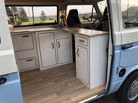 Vw T25 Interior Ideas, Vw T3 Interior Ideas, Combi Vw T2, Mercedes Vito Camper, Volkswagen Bus Interior, Kombi Interior, Hiace Camper, Vw T3 Camper, Eurovan Camper