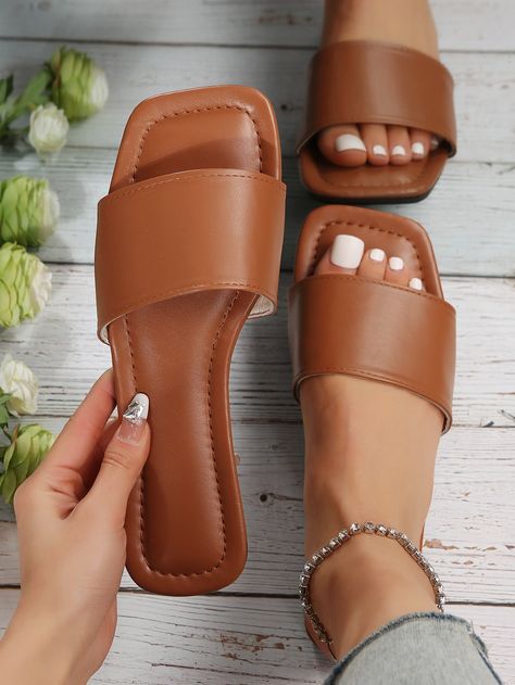 Brown Elegant Collar   Plain Slides Embellished   Women Shoes Best Sandals For Men, Womens Comfortable Sandals, Handmade Footwear, Elegant Slippers, Crocs Fashion, Women Flat Sandals, Summer Footwear, Slides Slippers, Black Slides