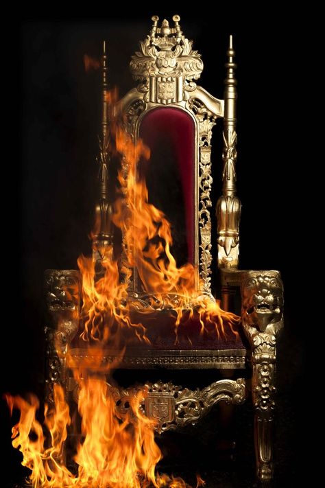 Gayle and Julia Mandle: Burning Throne (2012) Breathing Fire, Image Moto, Queen Aesthetic, Jaime Lannister, Cersei Lannister, Sebastian Michaelis, Seni 3d, Ciel Phantomhive, Red Queen