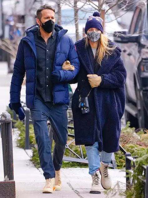 Celebrity Sightings In New York City - January 24, 2022 Teddy Coat Outfit Winter, Ryan Reynolds Style, Blake Lively Street Style, Max Mara Teddy Coat, Blake Lively Outfits, Teddy Coat Outfit, Long Teddy Coat, Kn95 Mask, Blake And Ryan