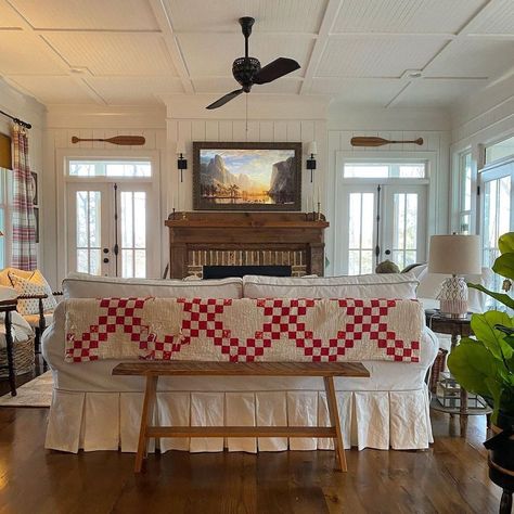 Come be inspired by these five warm and cozy rooms in this week's edition of Sunday Strolls & Scrolls 4 Season Room Dining, Slip Covered Sofa, Cozy Rooms, J Smith, Cozy Room, Cozy Cottage, House Inspo, Living Room Inspiration, Cottage Decor