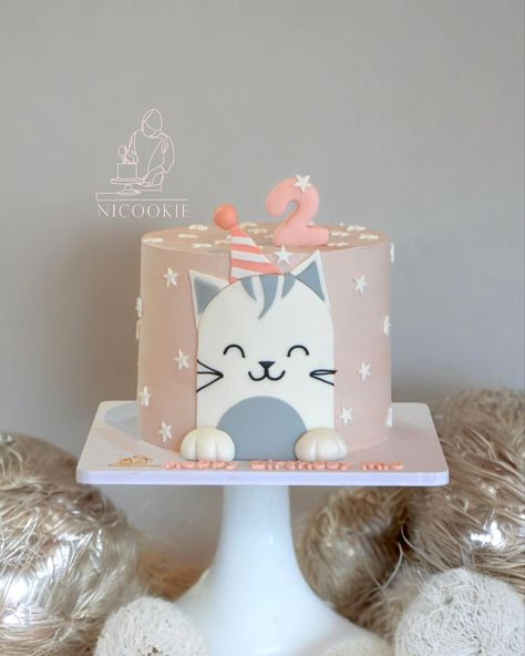 Kitty Cat🐱😍 Have your special occasion's cake with Nicookie! To order: +971561643533 We deliver to Dubai, AbuDhabi, Alain, Sharjah, Ajman, UAQ, and RAK 🤍 . . . . . #uaeevents #dubai #dubai🇦🇪 #uae #dubaicakes #kittycat #catcake #petcake #mewcake #kidscake #cutecake #animalcake #babycake 2024 Birthday Cake, Cat Cakes Birthday, Cat Cake Ideas, Cat Birthday Cake, Kitten Cake, Cat Cakes, Cake Cat, 2nd Birthday Cake, Birthday Cake For Cat