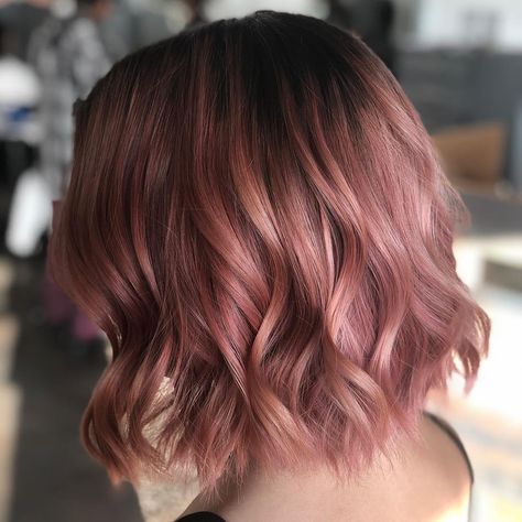 Color Overlay, Hair Artist, Short Hair Color, Rose Gold Hair, Ombre Hair Color, 짧은 머리, Dye My Hair, Artistic Hair, Gold Hair