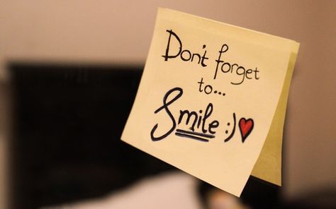 smile-quotes04 Smile Quotes Beautiful, World Smile Day, Inspirational Smile Quotes, Happy Quotes Smile, Smile Wallpaper, Dont Forget To Smile, Super Quotes, Always Smile, Smile On