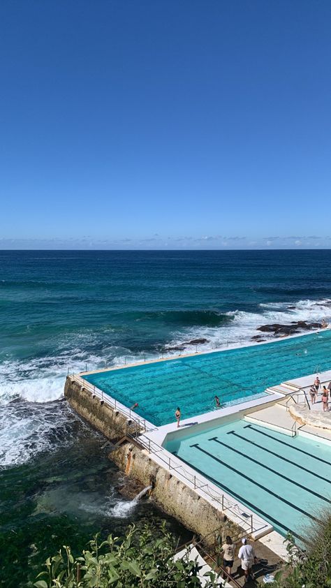 Bondi Icebergs Aesthetic, Bondi Iceberg, Sydney Trip, Basic Aussie, Australia Bucket List, Bondi Icebergs, Aussie Girl, Sydney Travel, Bondi Beach