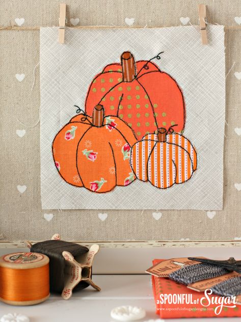 Coasters To Sew, Halloween Applique Designs, Pumpkin Coasters, Pumpkin Patch Halloween, Fall Quilt Patterns, A Spoonful Of Sugar, Halloween Applique, Freehand Machine Embroidery, Applique Templates