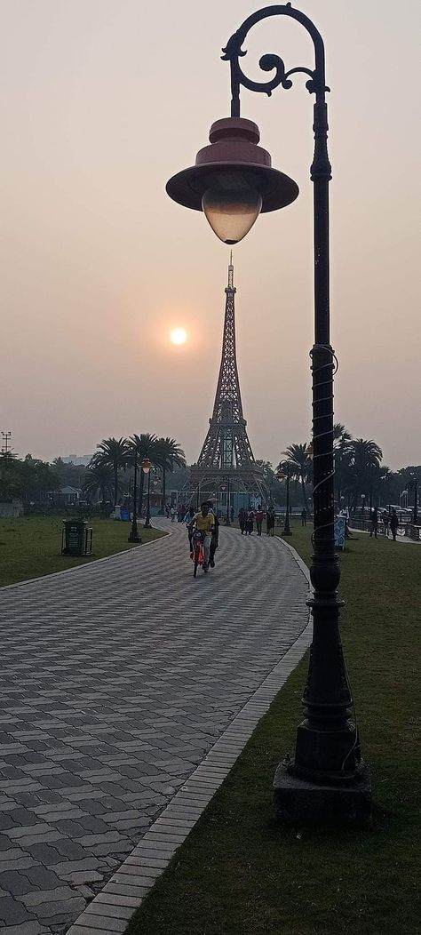 This is not Japan, it's ECO park, kolkata, India Eco Park Kolkata Photography, Kolkata Aesthetic Photography, Eco Park Kolkata, Aesthetic Kolkata, Kolkata Aesthetic, Kolkata Photography, Kolkata City, Kota Rajasthan, Calligraphy Wallpaper