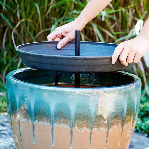 Patio Water Fountain, Diy Water Feature, Diy Water Fountain, Outdoor Water Features, Garden Water Fountains, Diy Garden Fountains, Fountains Backyard, Diy Fountain, Pond Fountains