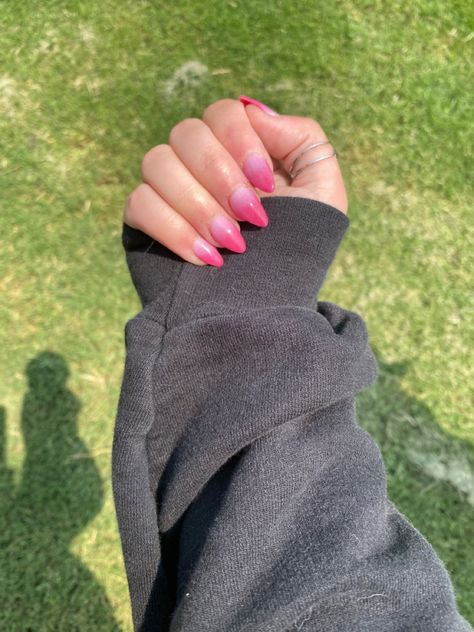 Stiletto nails hot pink at the tips and light sparkly pink at the base Nezuko Nails Almond, How To Do Nezuko Nails, Nezuko Kamado Nails, Nezuko Nails Short, Short Nezuko Nails, Demon Slayer Nails Short, Nezuko Inspired Nails, Nezuko Nails, Eyeshadow Diy