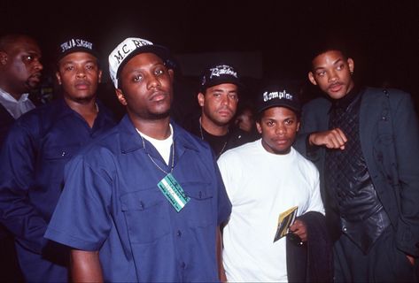 N.W.A. & Will Smith Nwa 90s, Nwa Movie, N.w.a Straight Outta Compton, Mc Eiht, Black Music Artists, 90s Rappers Aesthetic, Black Hair Magazine, 90s Rappers, Hip Hop World