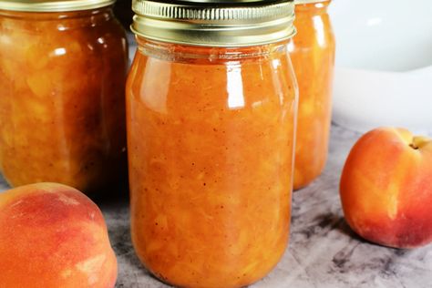 Low Sugar Peach Jam (Easy Canning Recipe - No Pectin) Peach Jam Recipe Canning, Low Sugar Peach Jam, Jam Canning, Canning Jam Recipes, Peach Jam Recipe, Easy Canning, Peach Preserves, Rhubarb Crisp, Canning Recipe