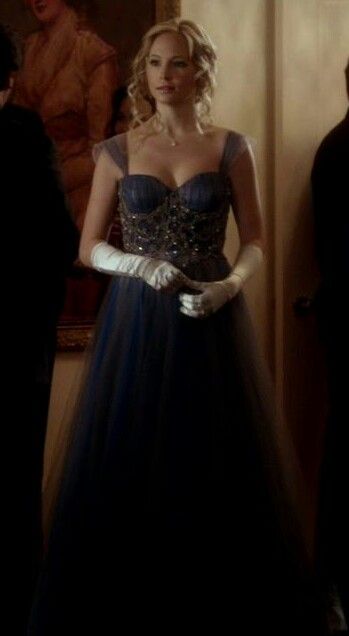 Love this dress! Vampire Diaries Fashion, Victorian Era Dresses, Vampire Diaries Outfits, Caroline Dress, Blonde Actresses, Klaus And Caroline, Katherine Pierce, Prom Dress Inspiration, Caroline Forbes