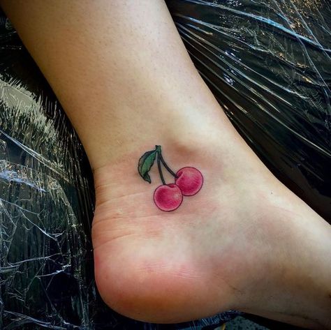 Cute Cherry Tattoo, Simple Foot Tattoo, Small Cherry Tattoo, Tattoo Colour, Cherry Tattoo, Small Foot Tattoos, Tattoo Ankle, Fruit Tattoo, Cherry Tattoos