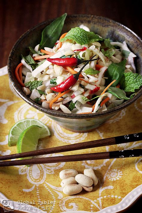 Spicy Vietnamese Slaw Cabbage And Carrots, Spicy Salad, Slaw Recipe, Slaw Recipes, Food Photography Inspiration, Vietnamese Recipes, Easy Lunches, Curry Recipes, Recipe Using