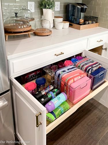 #ikeahack #diyproject #ikea How To Organize Kitchen Island Cabinets, New Build Organization Ideas, Home Kitchen Organization Ideas, Organization In The Kitchen, Dress Pant Storage, Kitchen Vitamin Storage Ideas, Future House Organization, Apron Storage Ideas, Prescription Bottle Organization